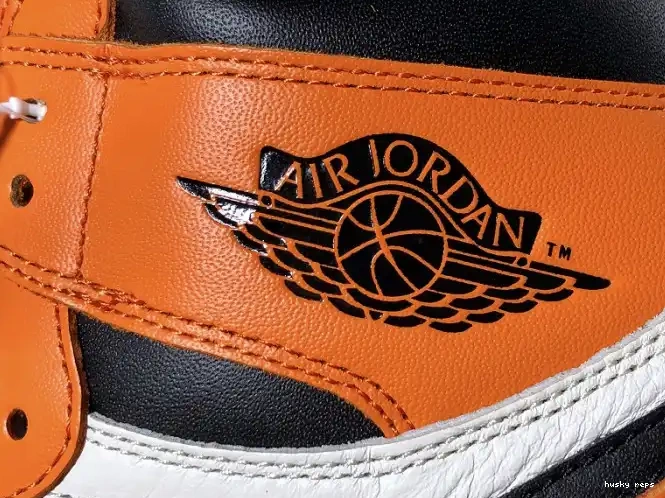Rep Husky Shattered Backboard Air 1 Jordan Away 555088-113 0510